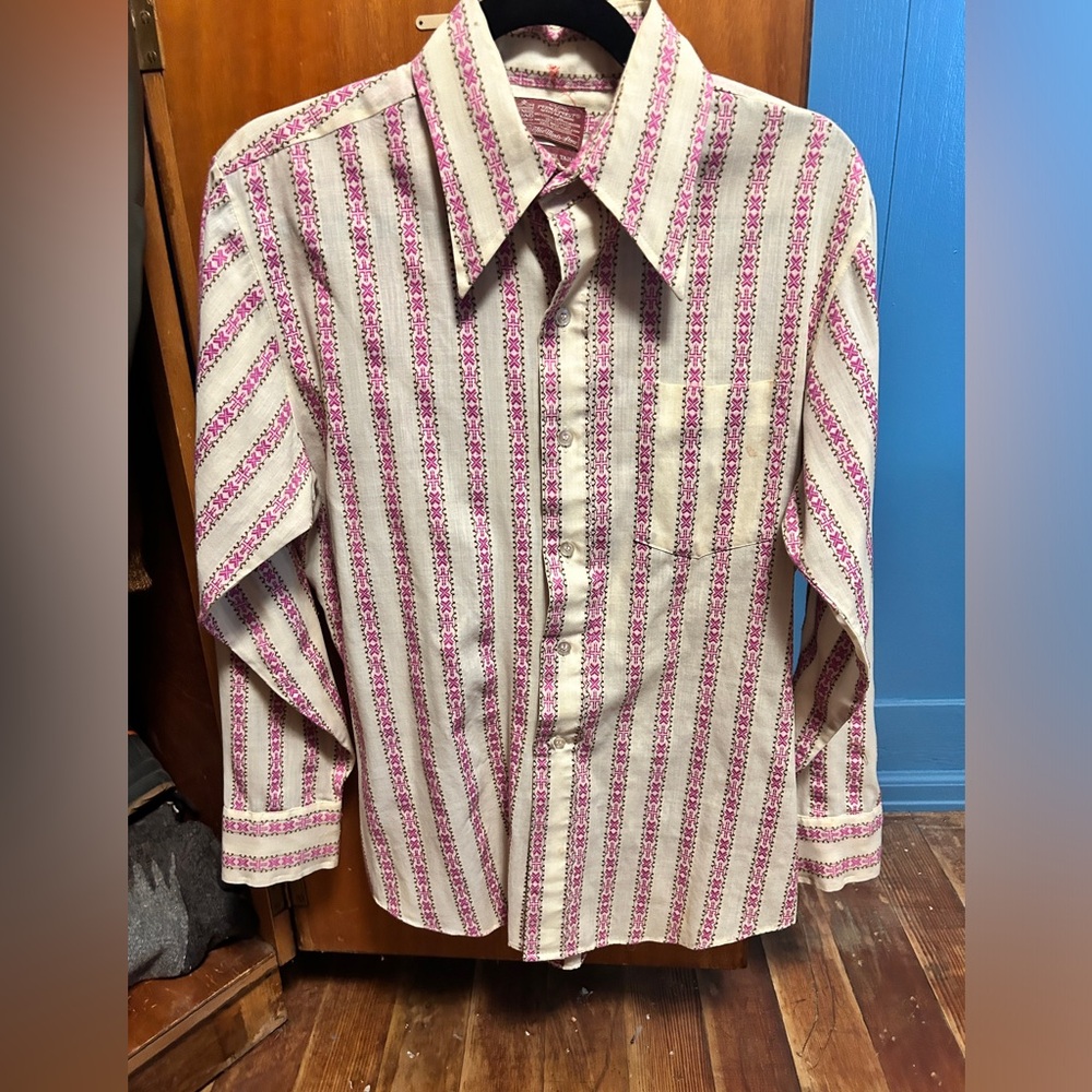 Vintage 1970s purple button-down shirt